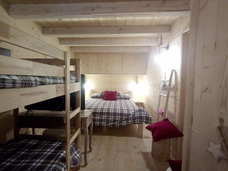 La Baita Nel Bosco Morgex Εξωτερικό φωτογραφία