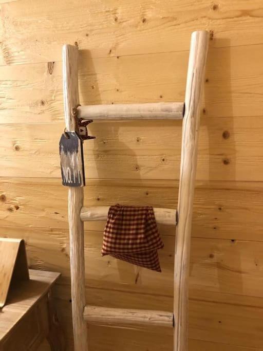 La Baita Nel Bosco Morgex Εξωτερικό φωτογραφία